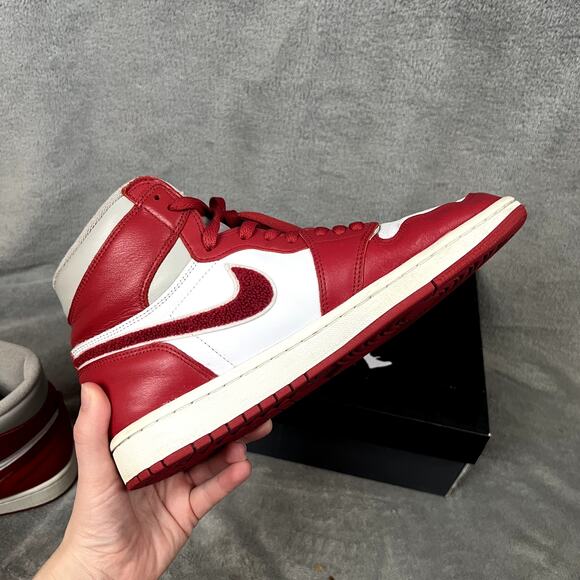 Nike‎ Air Jordan 1 Retro High OG Sneakers Mens 10.5 Newstalgia Chenille Colorway main image 13